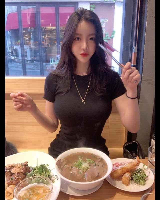 美尻正妹김한솔（Soribaby）換上豹紋小褲褲背面看這美臀太有誘惑性了-第1章-图片6