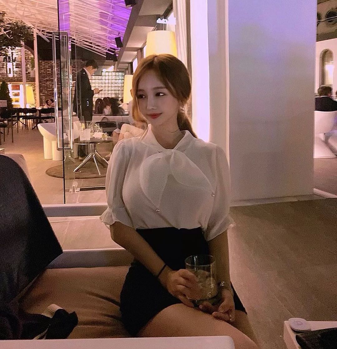 超市遇到超活潑南韓網紅正妹甜笑買菜-第1章-图片3