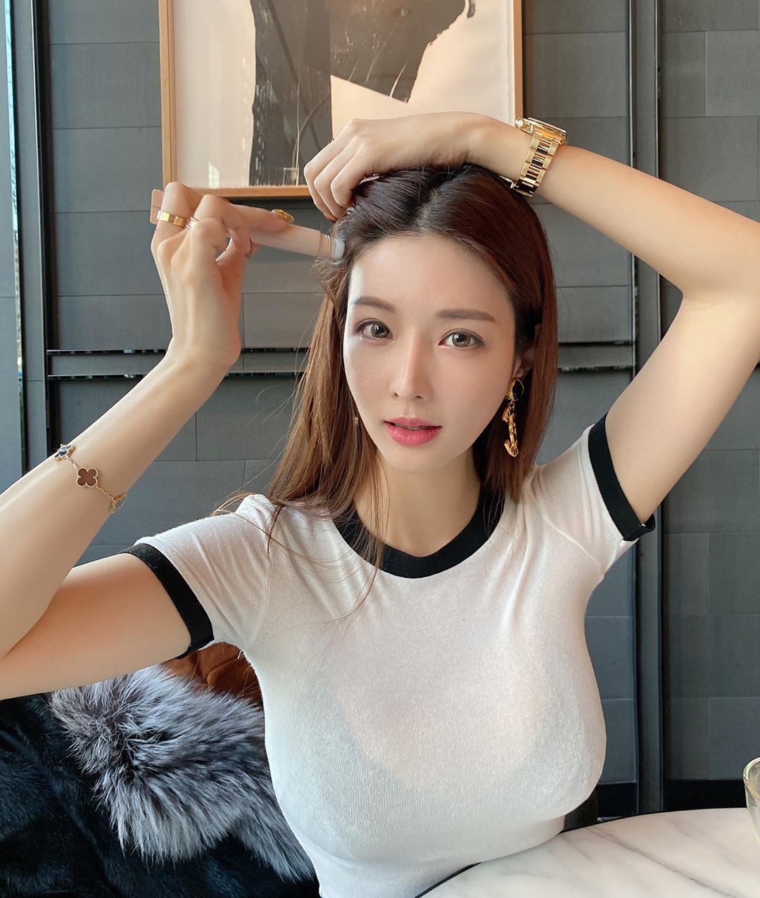 燒肉店發現「超胸小姊姊」美豔外型太撩人-第1章-图片20