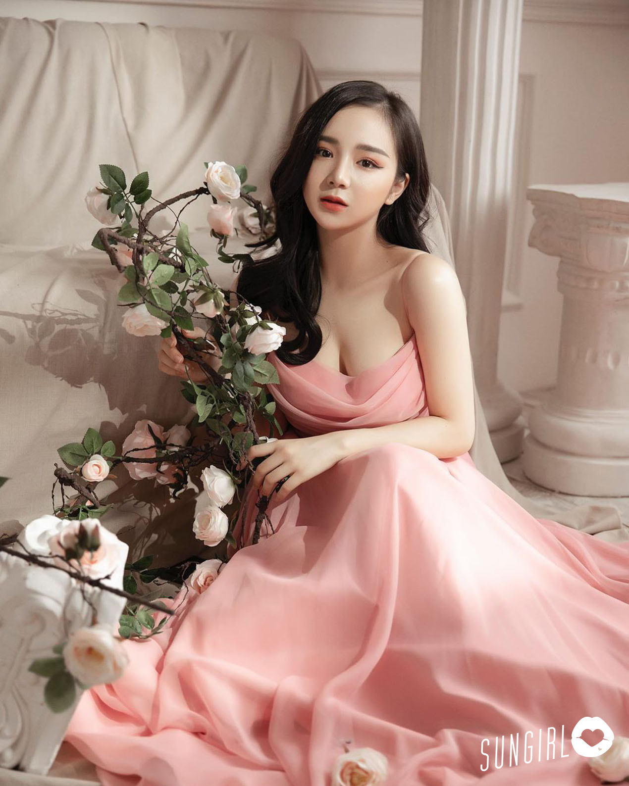 Nhatien、越南正妹超短球衣支持國家隊成球場焦點-第1章-图片9