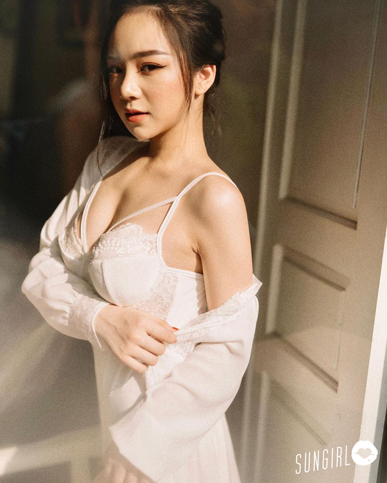 Nhatien、越南正妹超短球衣支持國家隊成球場焦點-第1章-图片18