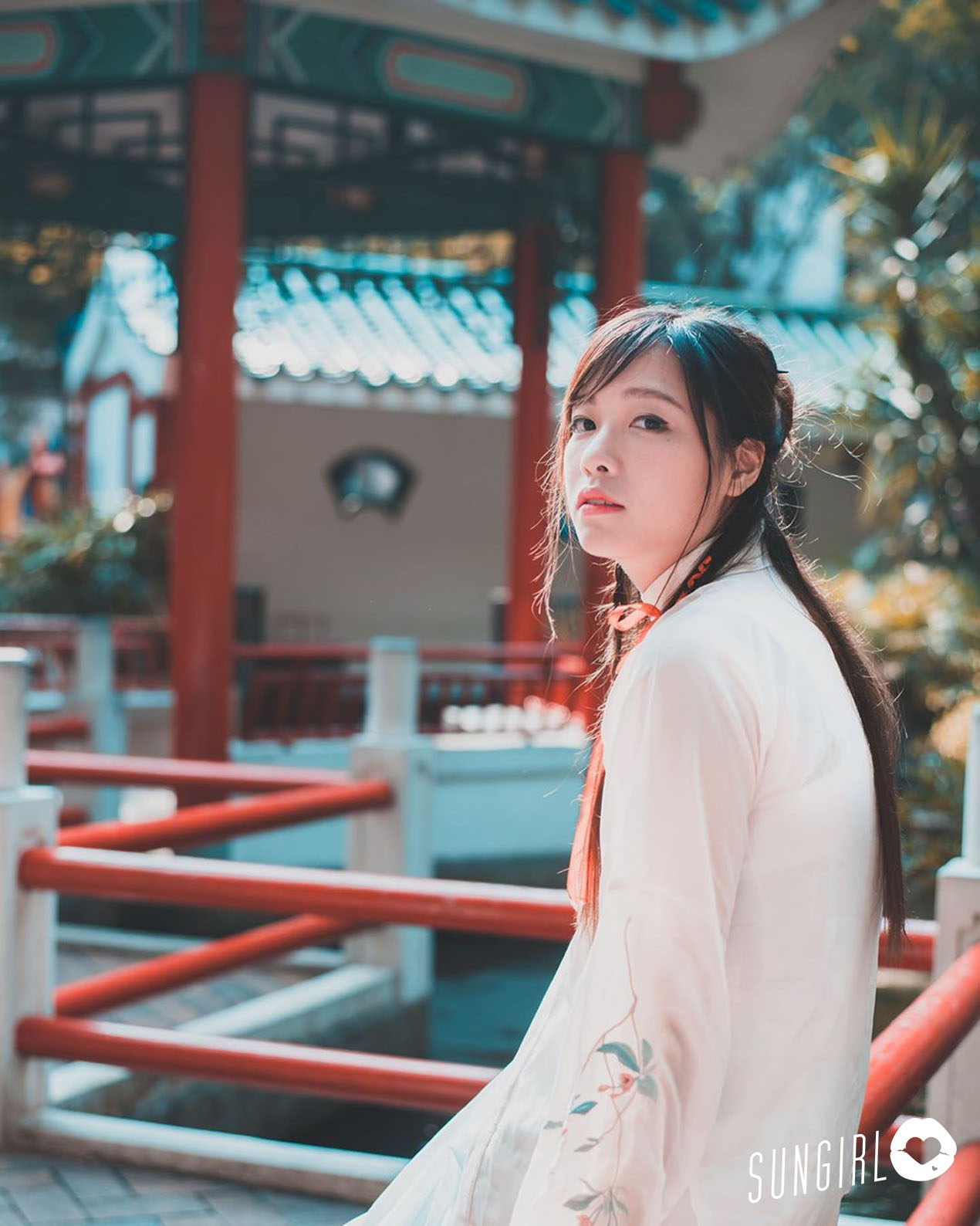 遊蕙禎、香港女星IG大PO比基尼照片 證自己無大肚-第1章-图片3