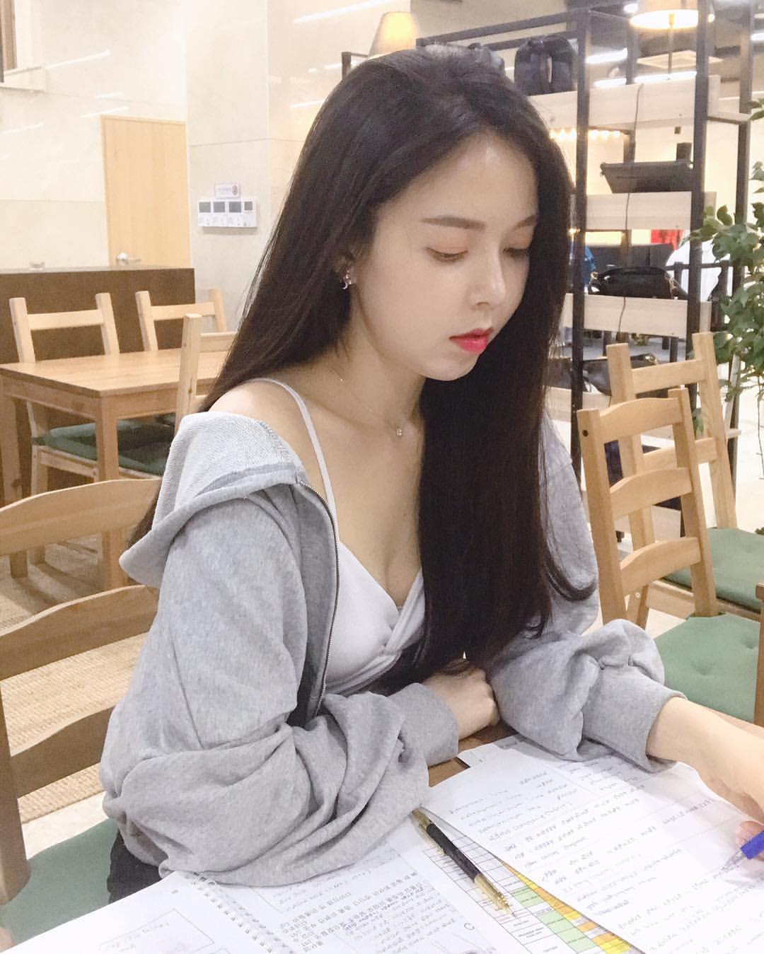 韓國「九頭身白皙辣妹」美腿視角有夠犯規！-第1章-图片28