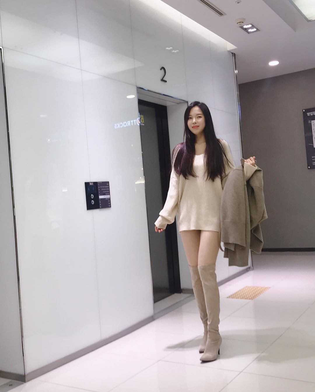 韓國「九頭身白皙辣妹」美腿視角有夠犯規！-第1章-图片29