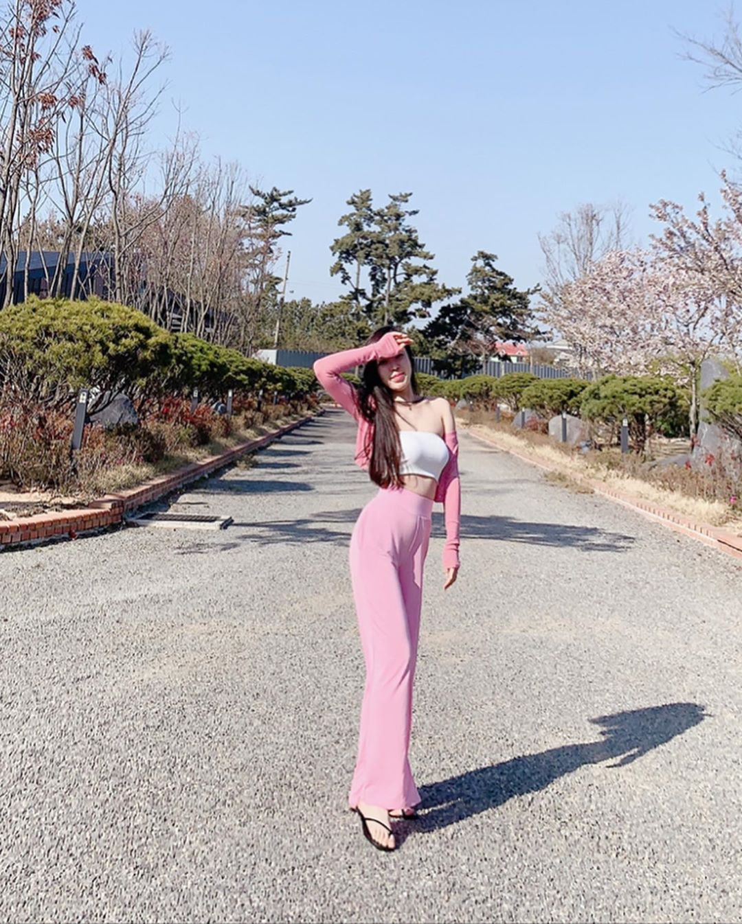 韓國「九頭身白皙辣妹」美腿視角有夠犯規！-第1章-图片42