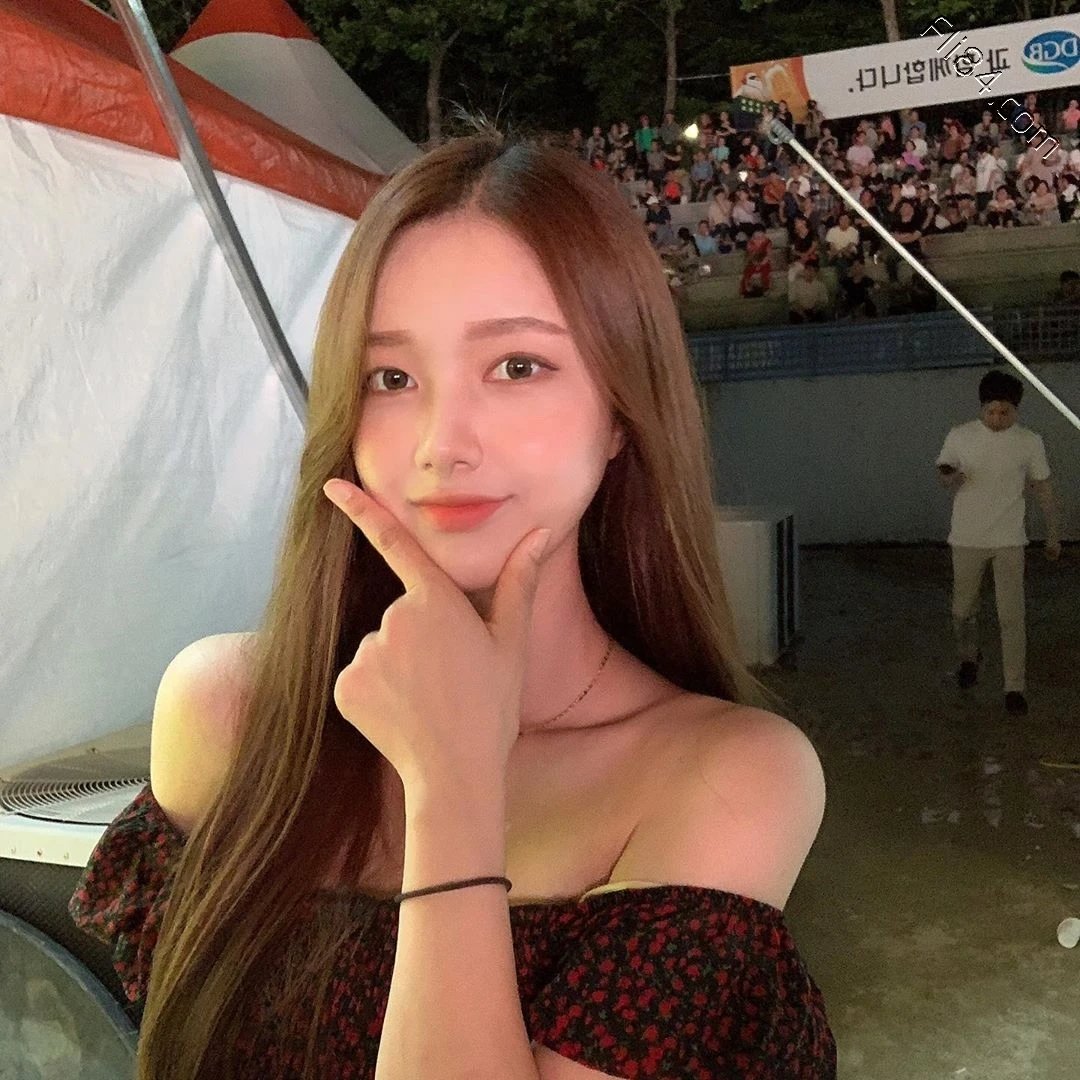 天菜級「氣質甜美正妹」燦爛笑容讓人融化！高顏值外型瞬間撩倒網友-第1章-图片16