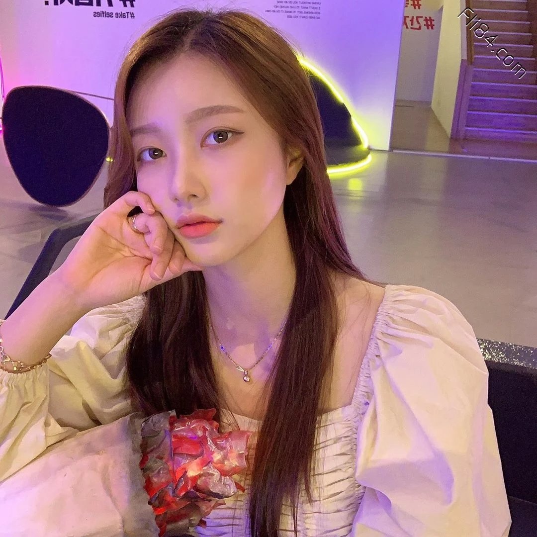 天菜級「氣質甜美正妹」燦爛笑容讓人融化！高顏值外型瞬間撩倒網友-第1章-图片14