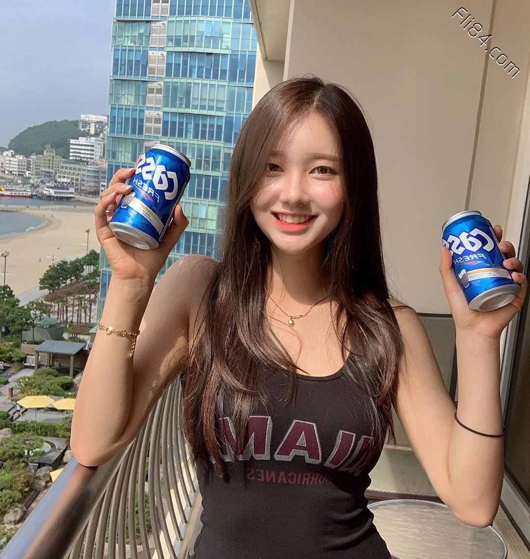 天菜級「氣質甜美正妹」燦爛笑容讓人融化！高顏值外型瞬間撩倒網友-第1章-图片3