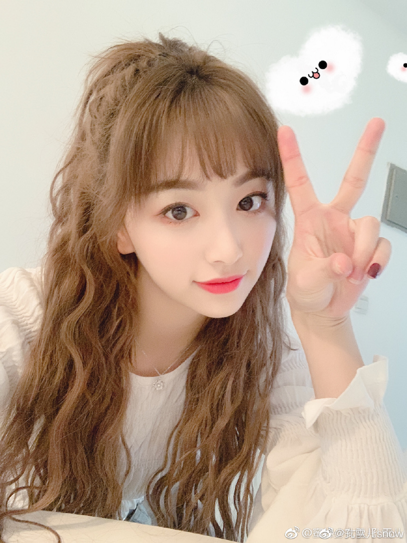 強國超夯養成系正妹偶像，練舞時的「性感纖腰」辣暈了！-第1章-图片2