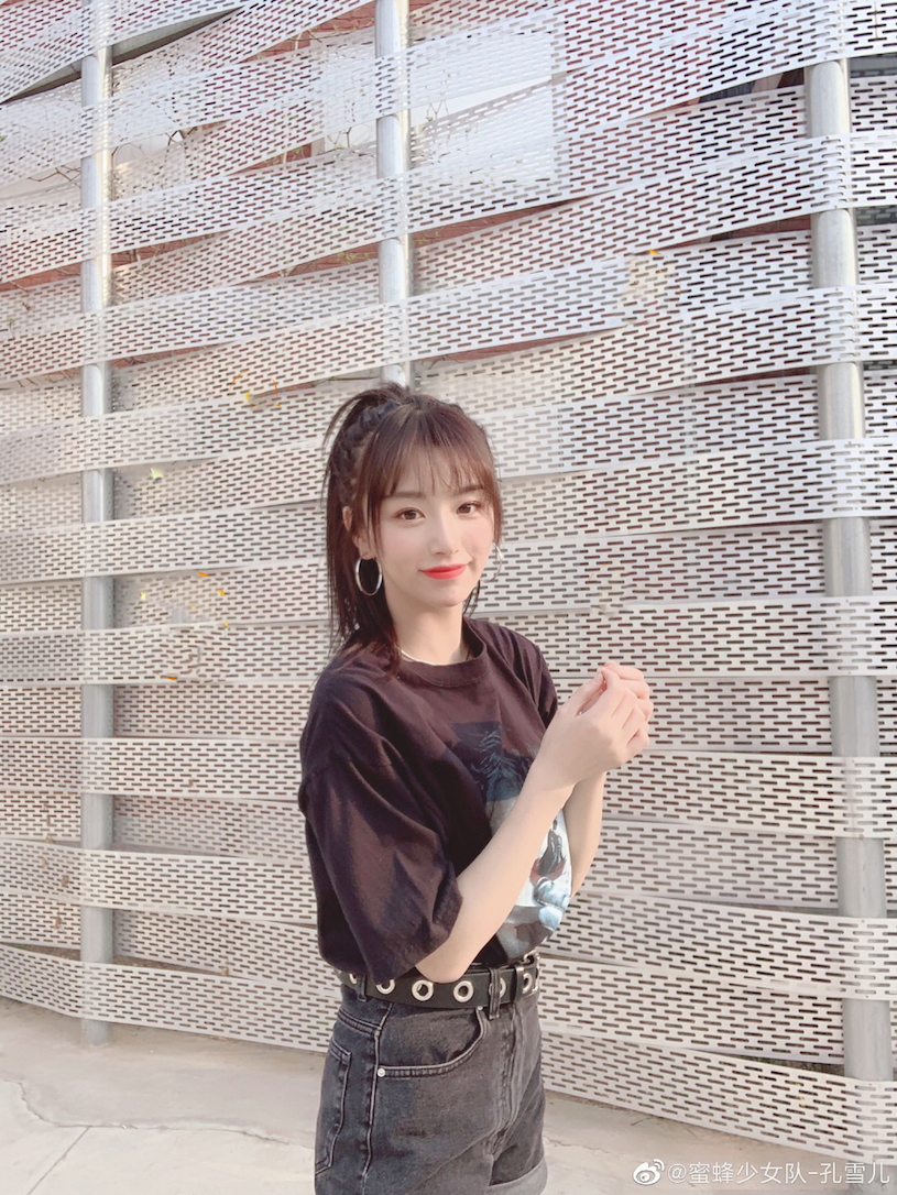 強國超夯養成系正妹偶像，練舞時的「性感纖腰」辣暈了！-第1章-图片12