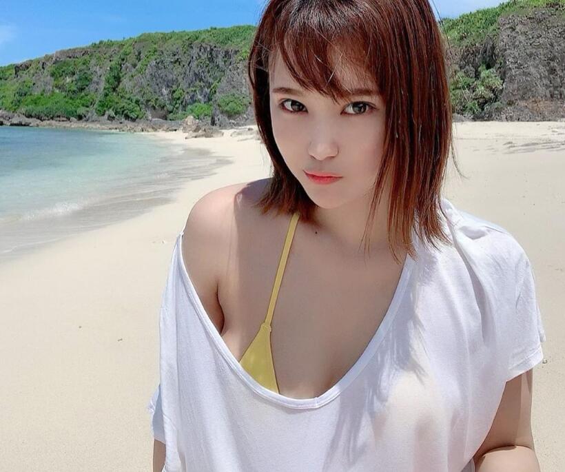 最美牙醫「F級巨球」全炸出！　診間性感照曝光…-第1章-图片16