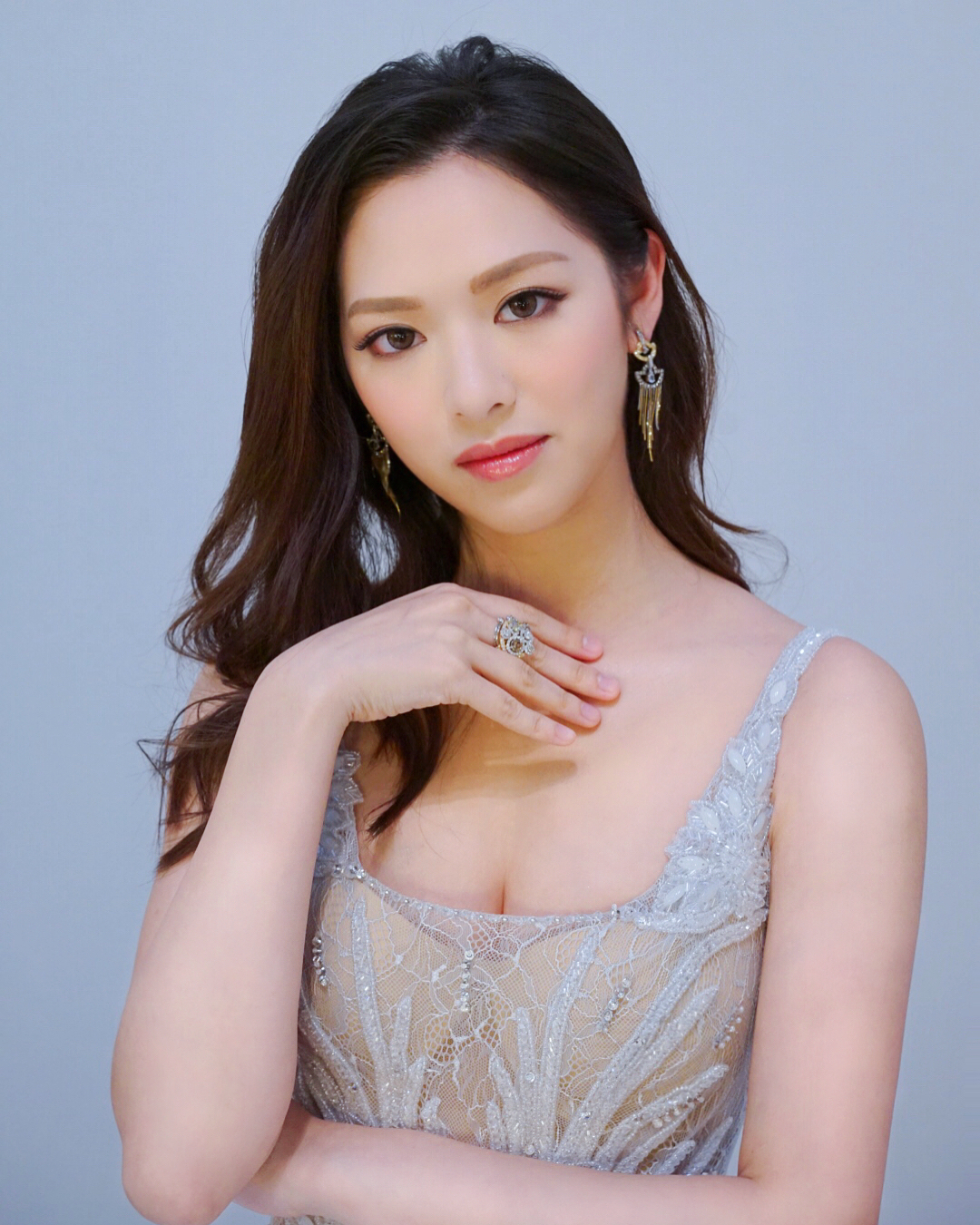 「港大校花」火辣穿透視裝 月經突然來了-第1章-图片12