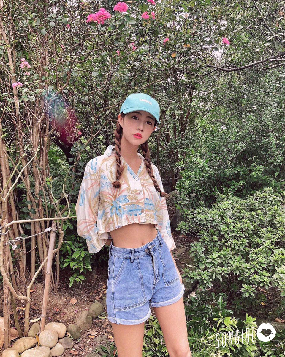 阿部瑪利亞、「TTP性感女神」中空上衣曬A4腰！突宣布畢業網傻眼-第1章-图片4