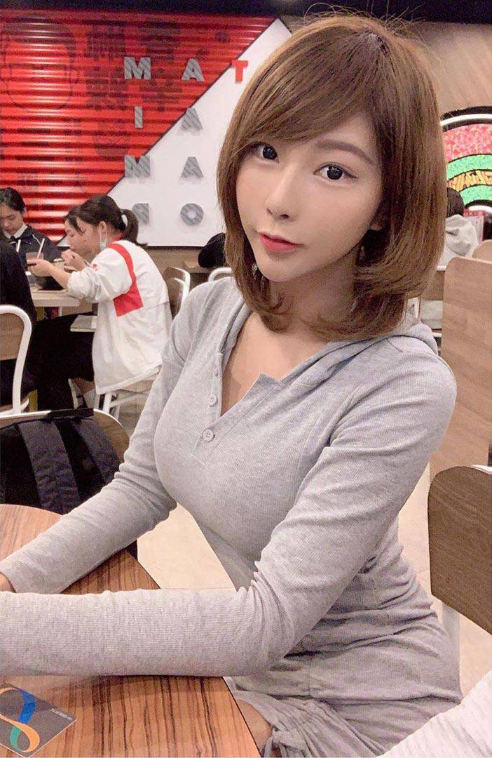 Zoe So 蘇小小 刺青師港妹 簡直是極品女友-第1章-图片9