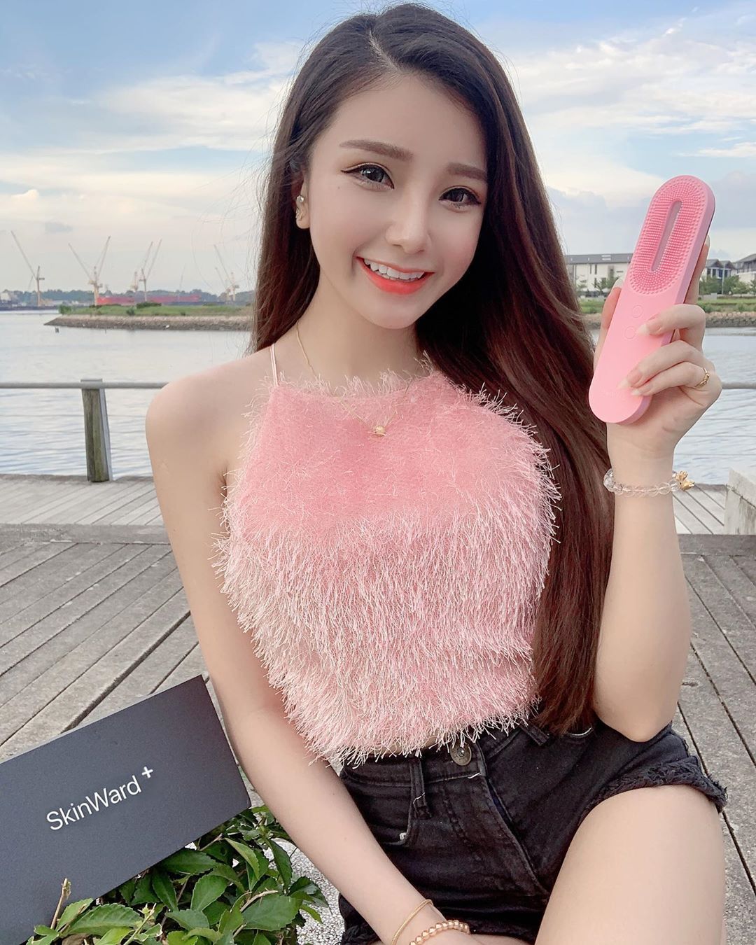 大馬網紅珊珊貝殼比基尼遮不住！美胸葫蘆腰辣翻-第1章-图片15