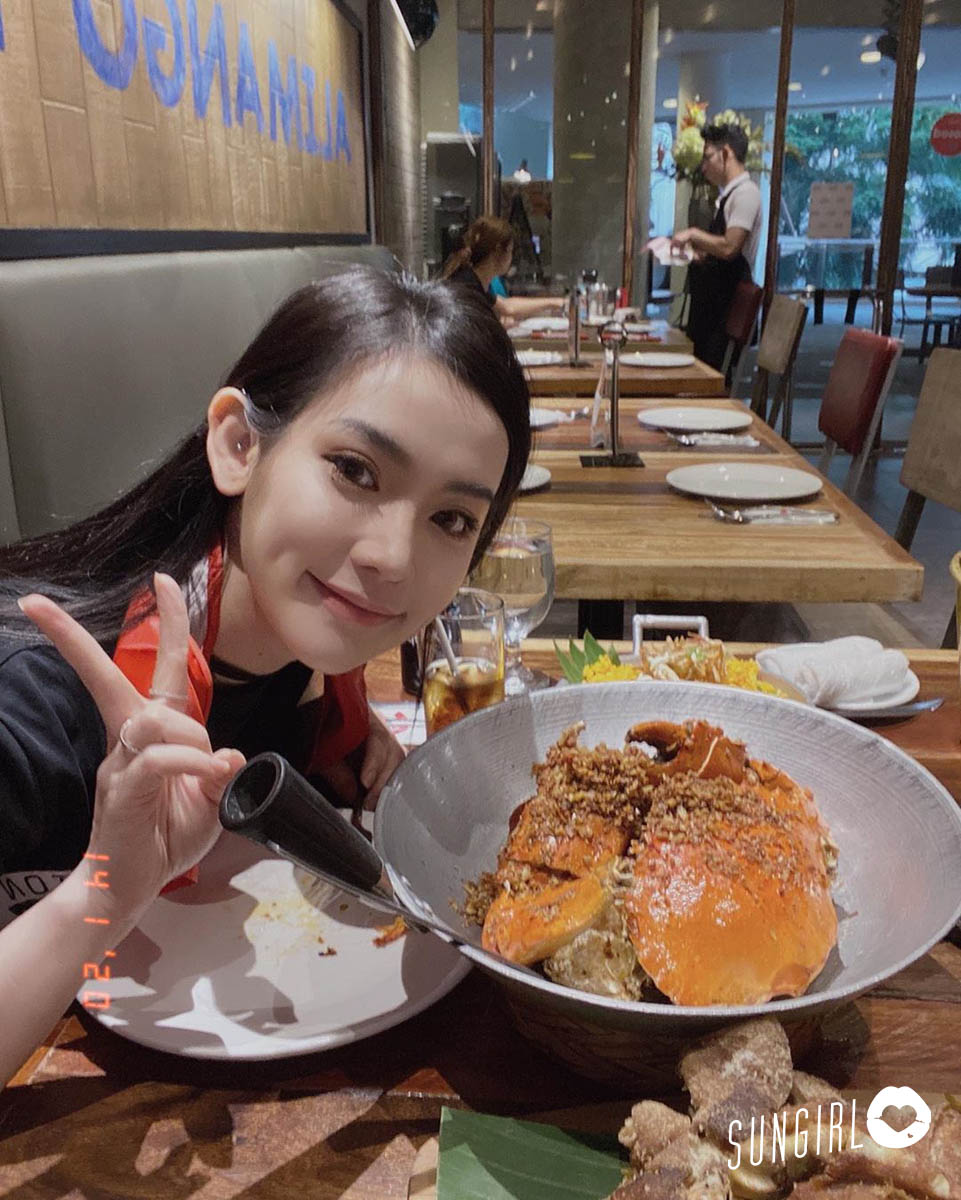Hsinlin, as if surprised Angelababy, pink jacket with snow milk, smiling and sweet and sweet!-第1章-图片8