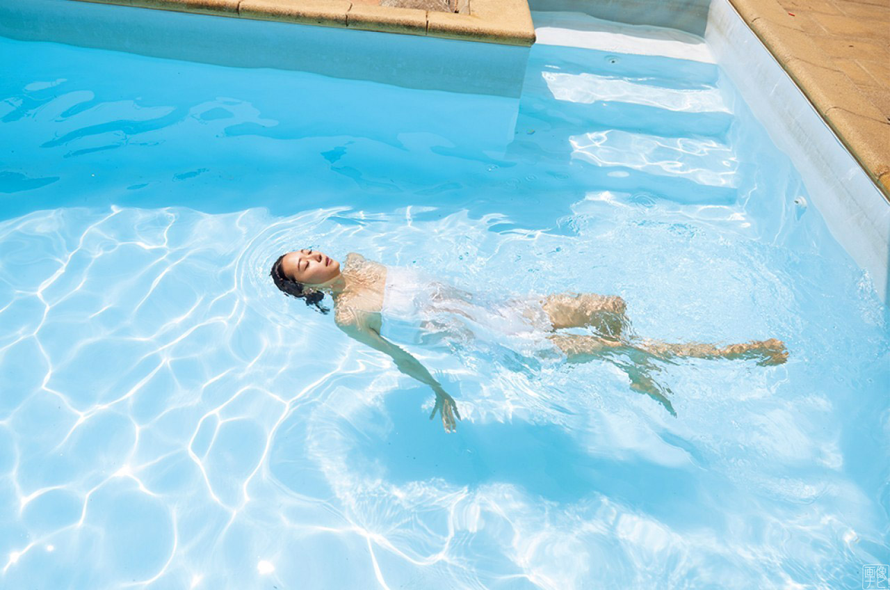 畠山愛理 妖精の美腳-第1章-图片3