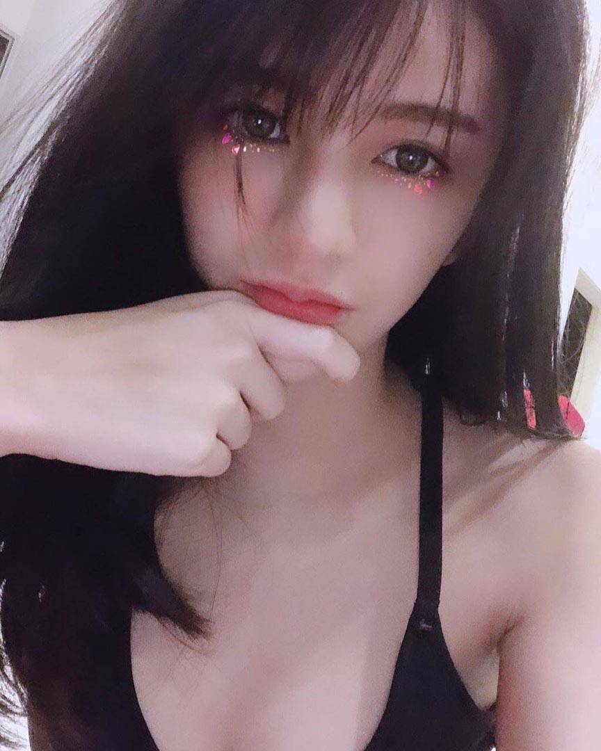 Sharon Iim 馬來西亞正妹 五官身材都好立體啊-第1章-图片8