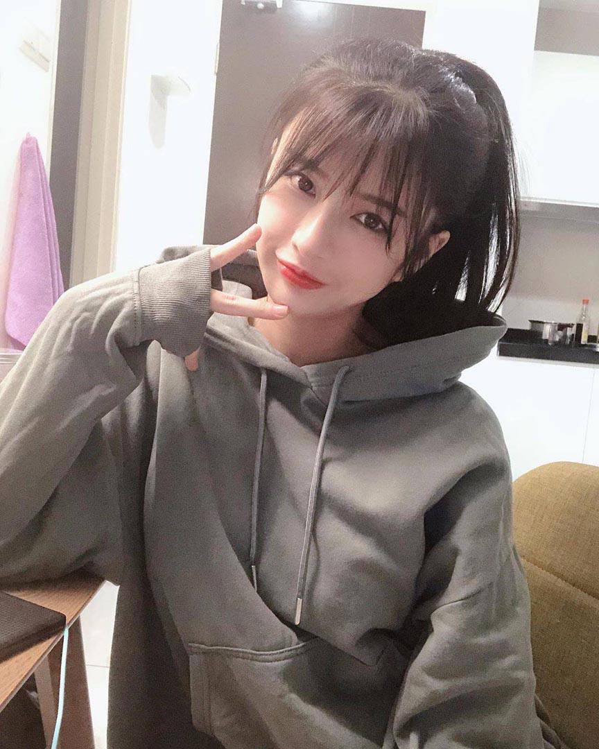 Sharon Iim 馬來西亞正妹 五官身材都好立體啊-第1章-图片10