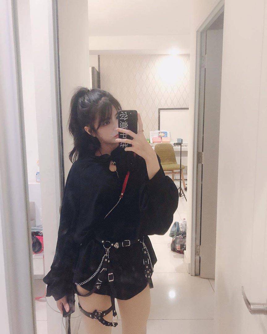 Sharon Iim 馬來西亞正妹 五官身材都好立體啊-第1章-图片11