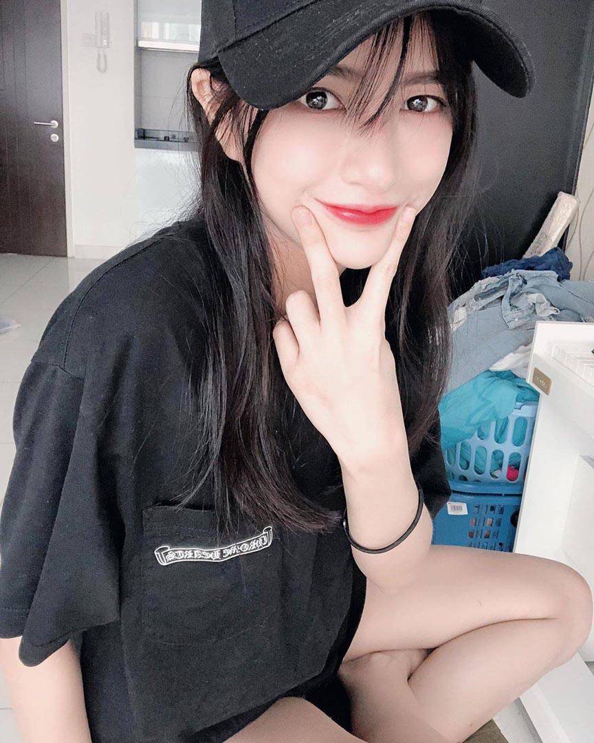 Sharon Iim 馬來西亞正妹 五官身材都好立體啊-第1章-图片14