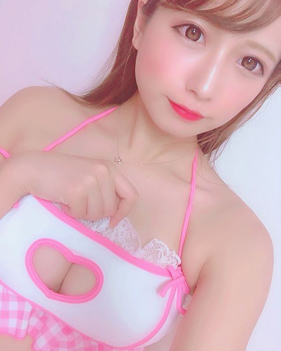 桜りん、歐派妹愛穿比基尼！「兩顆超巨浮球」差點滑出來...乳香乘風破浪！-第1章-图片3