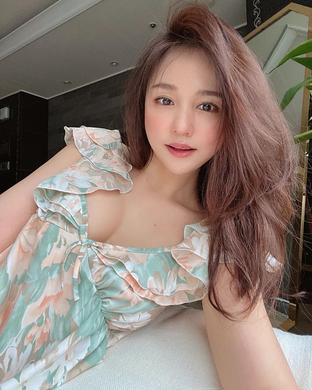 網美穿成這麼性感你受得了嗎?-第1章-图片11