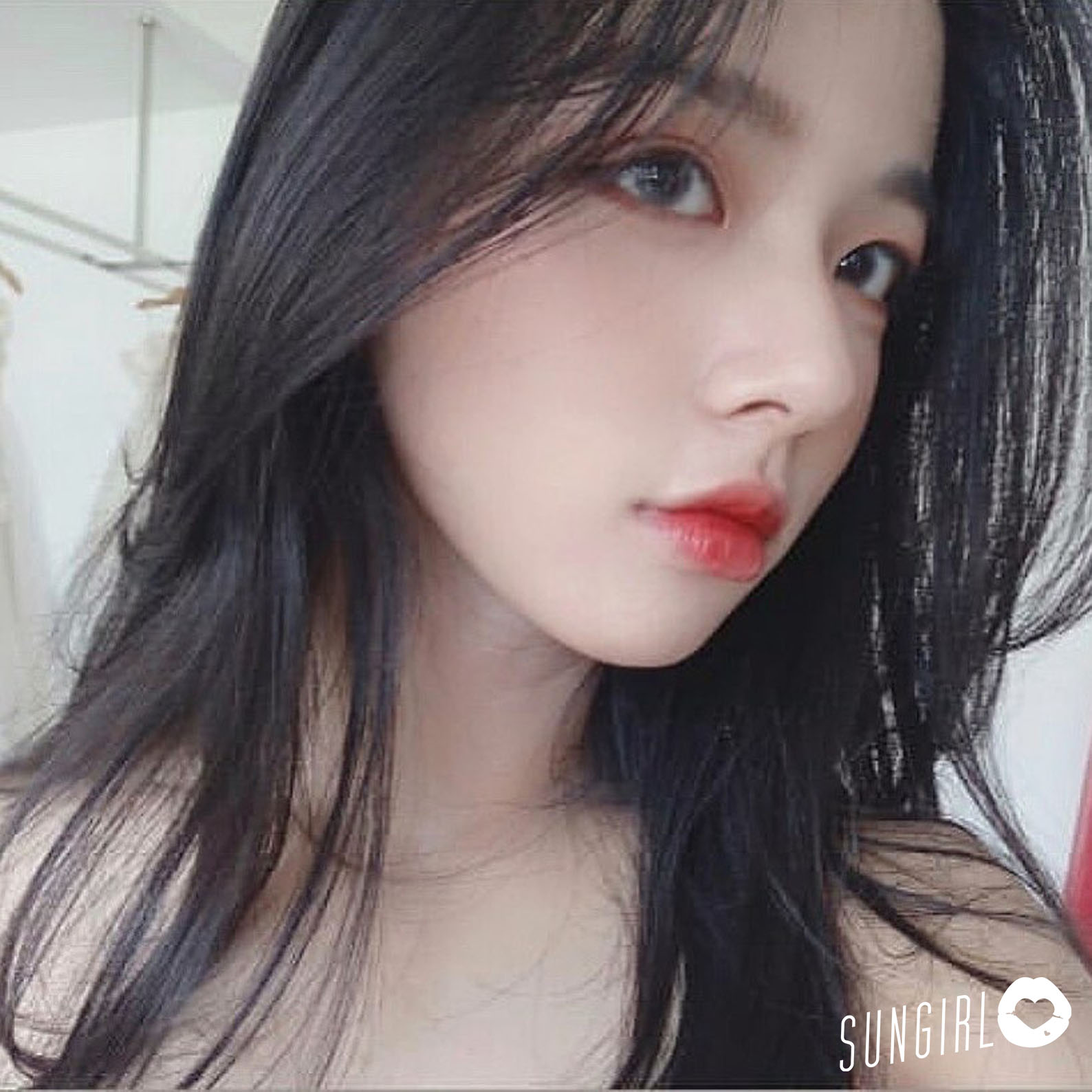 Phan Hằng、越南正妹開學典禮被偷拍仙氣逼人引發網友瘋傳-第1章-图片16