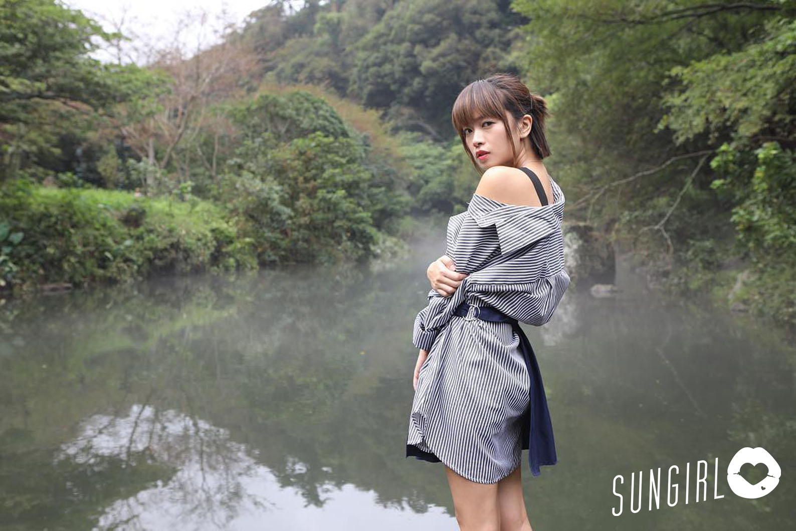 香港正妹 陳俞希、寫真模特兒性感短裙轉戰主持圈-第1章-图片8