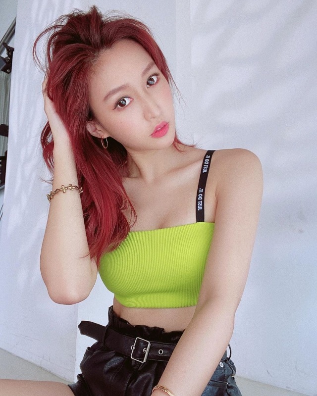 性感模特兒水著女神 把狂歡帶到世界-第1章-图片8