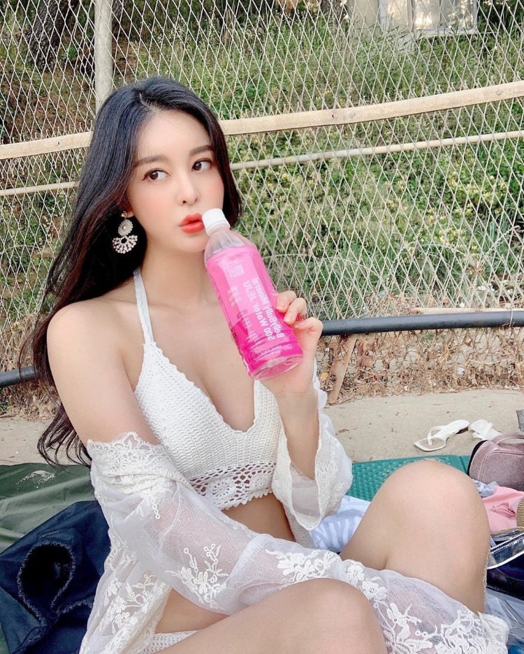 泡菜口味的姊妹丼你吃過嗎？極品姊妹「身材和顏值都是SS+」-第1章-图片19