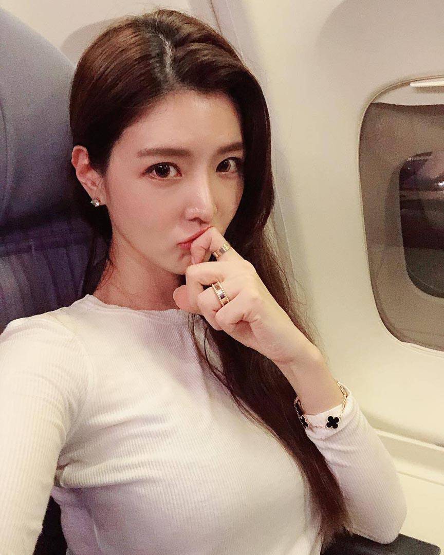 manyo_yoojin「可怕巫婆」韓國部落客實際上美如天仙-第1章-图片1