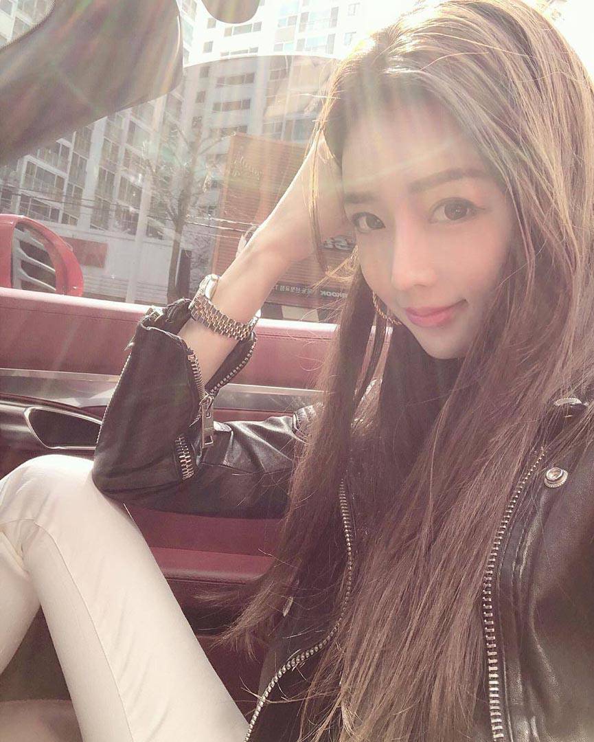 manyo_yoojin「可怕巫婆」韓國部落客實際上美如天仙-第1章-图片2