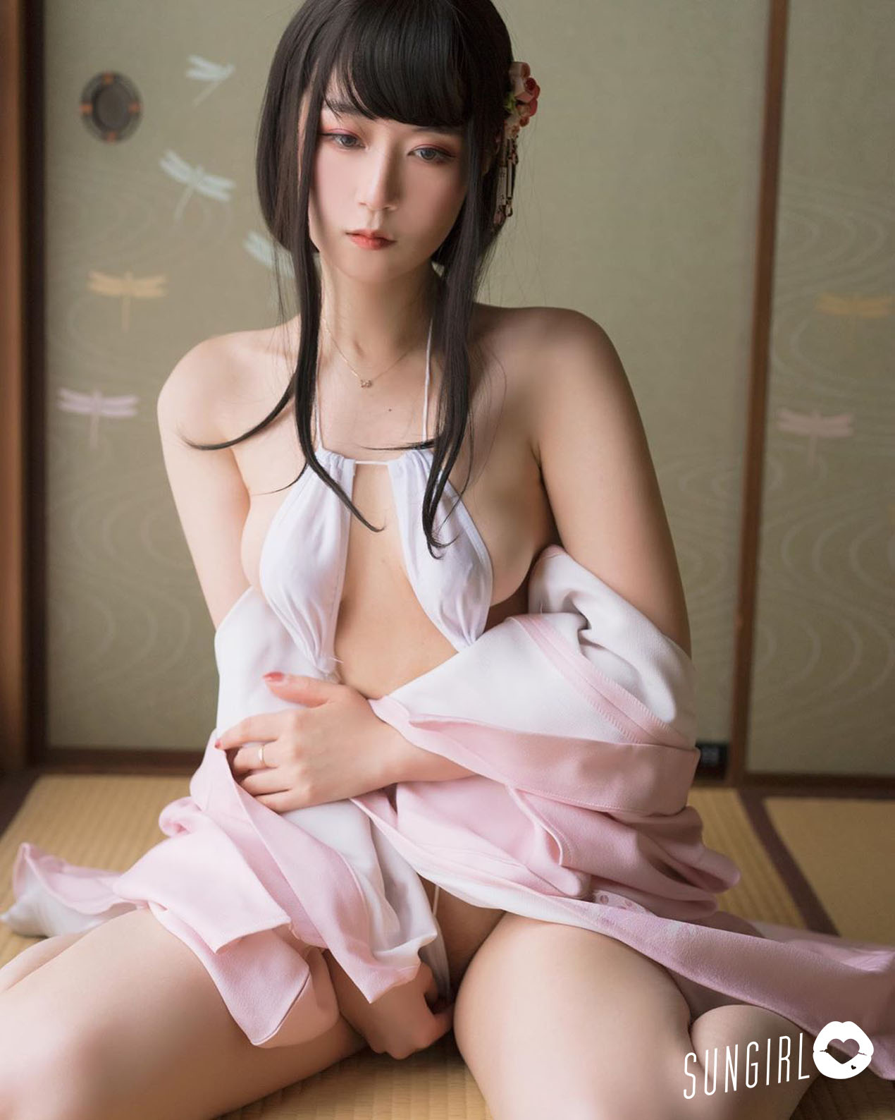 大陸正妹 白銀、絕對領域爆紅 頂級的私密處美尻美鮑-第1章-图片11