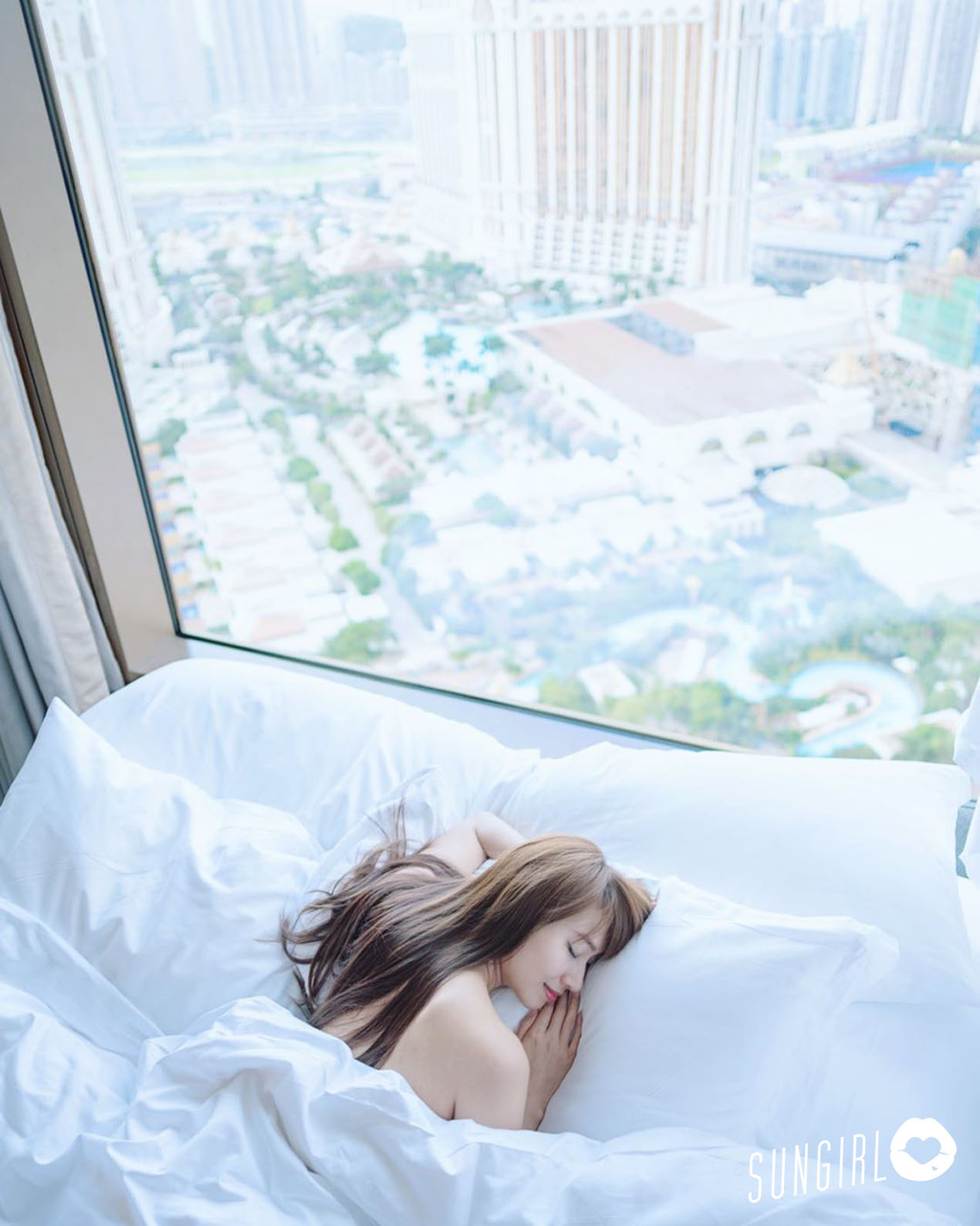 莊端兒、香港辣模性感泡泡浴照慶賀粉絲突破十萬大關!-第1章-图片12