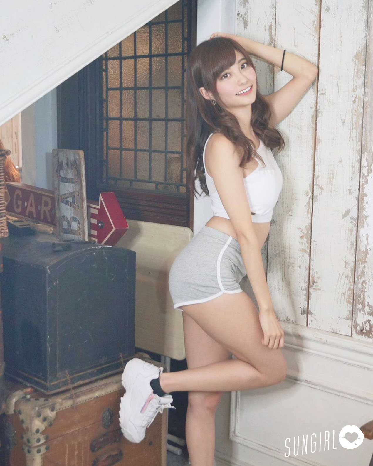 護花咲れあ、甜美牙醫助理玩抖音爆紅出寫真!-第1章-图片9