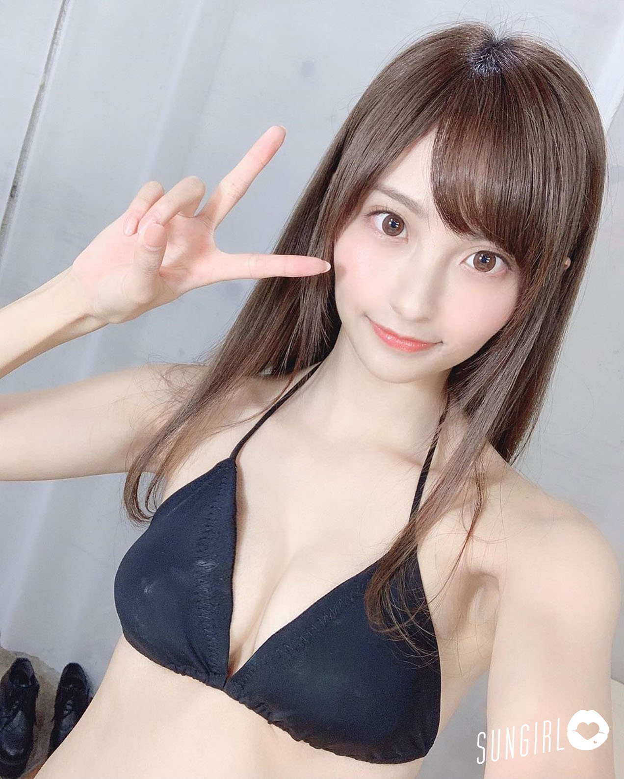 護花咲れあ、甜美牙醫助理玩抖音爆紅出寫真!-第1章-图片12