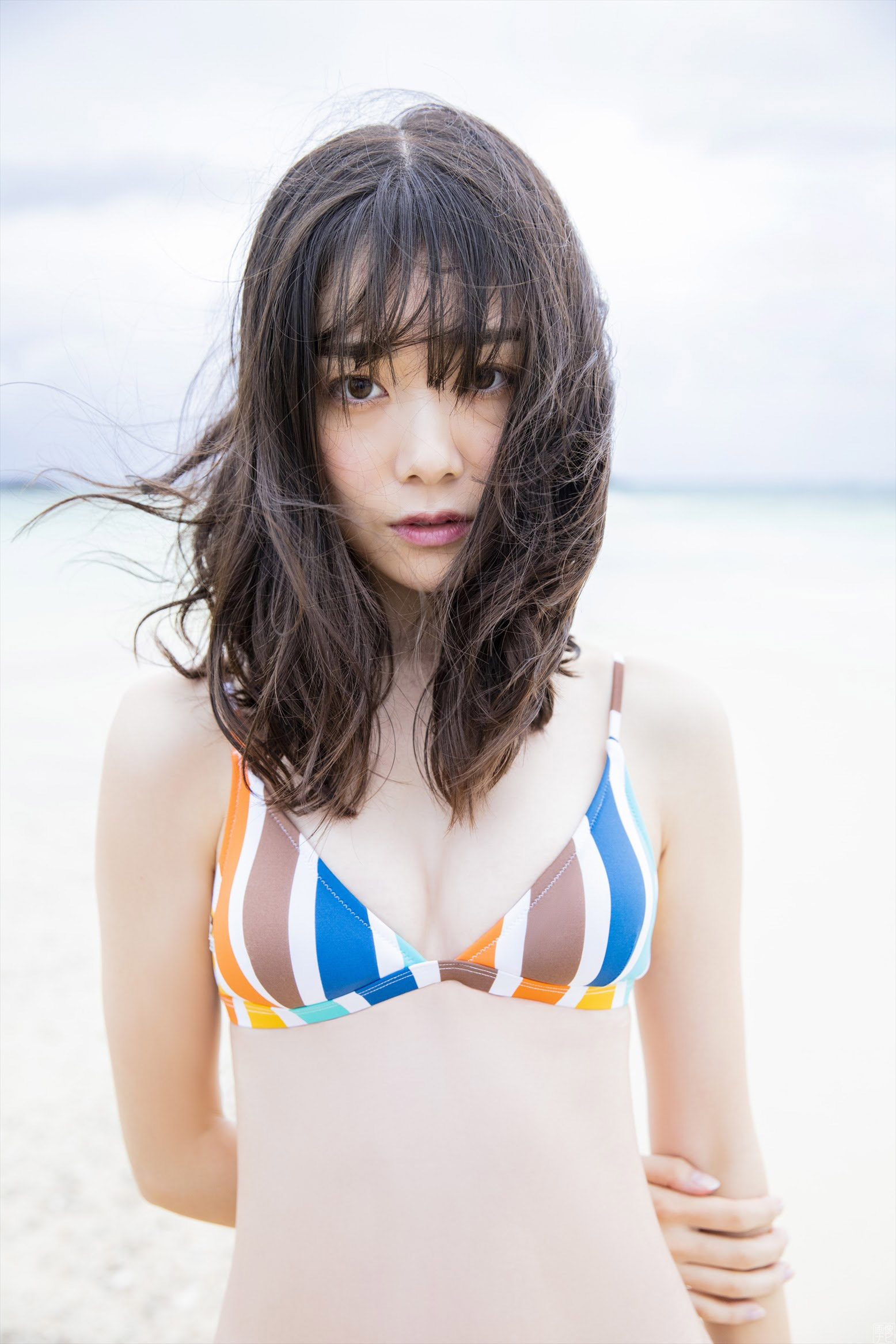 虹コン鶴見萌の水著＆下著グラビア-第1章-图片9