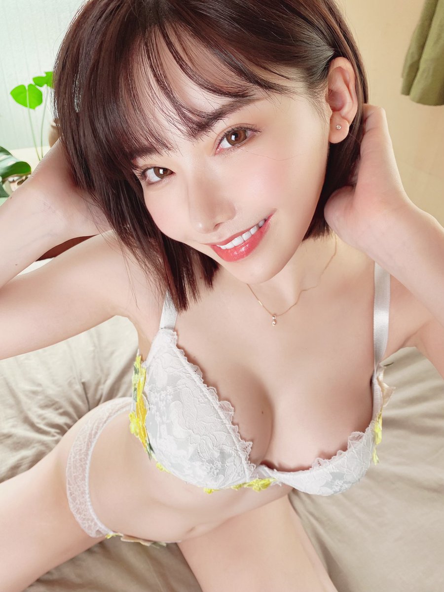 女優《深田詠美》PO「你想要什麼」引花式許願潮！-第1章-图片9