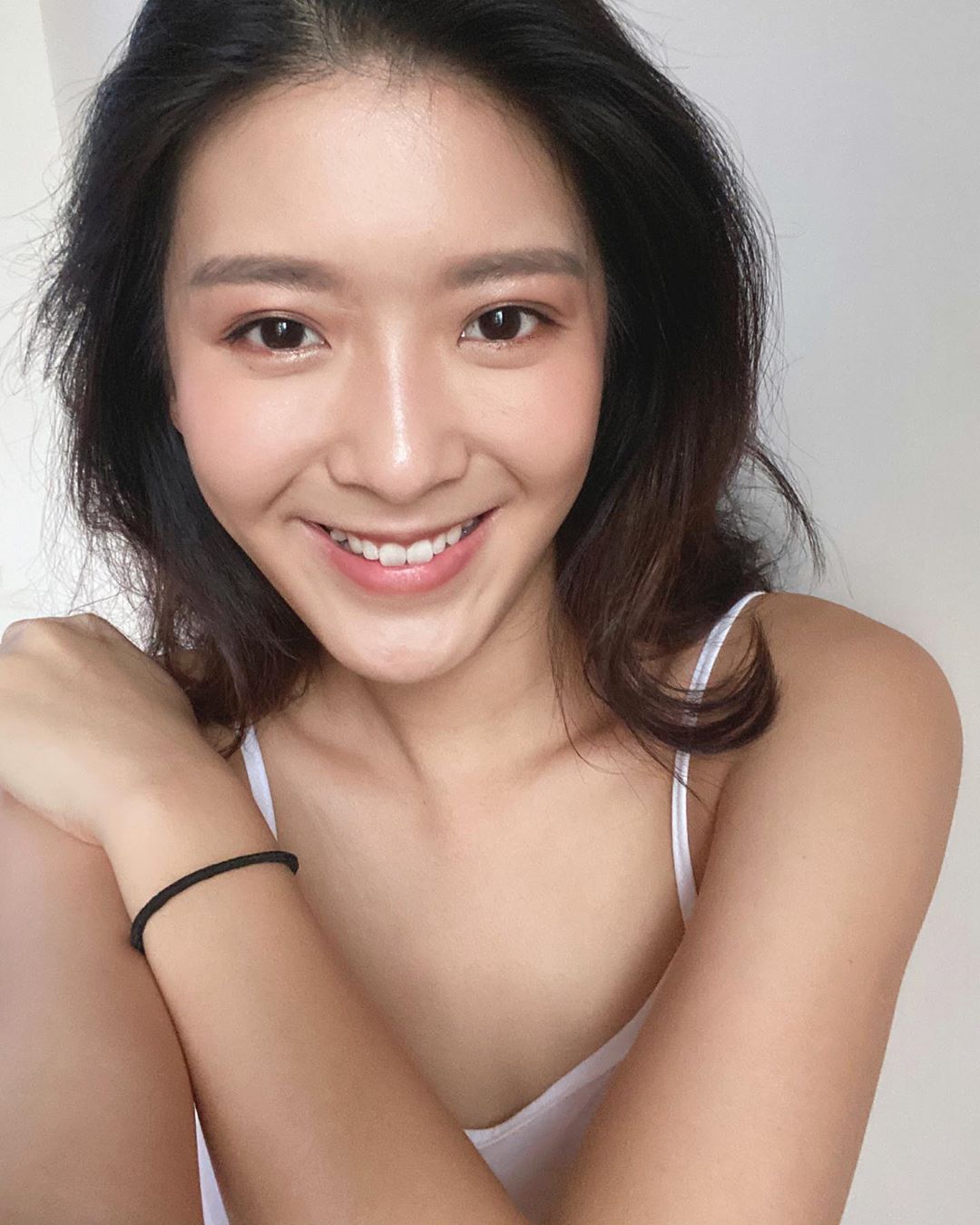 火辣泳裝照遭譏「象腿」 甜美女星高EQ神回全場讚爆-第1章-图片8