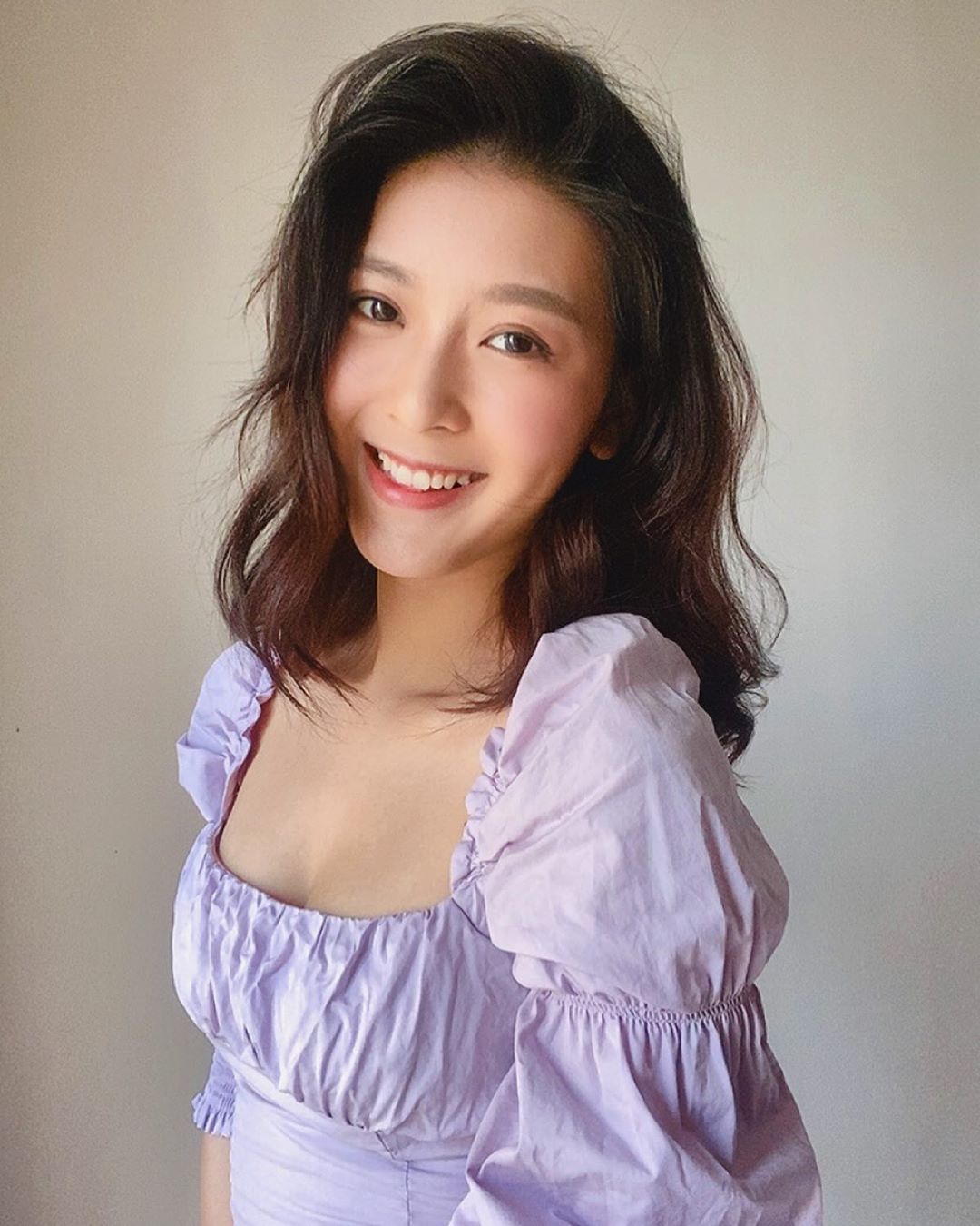 火辣泳裝照遭譏「象腿」 甜美女星高EQ神回全場讚爆-第1章-图片5