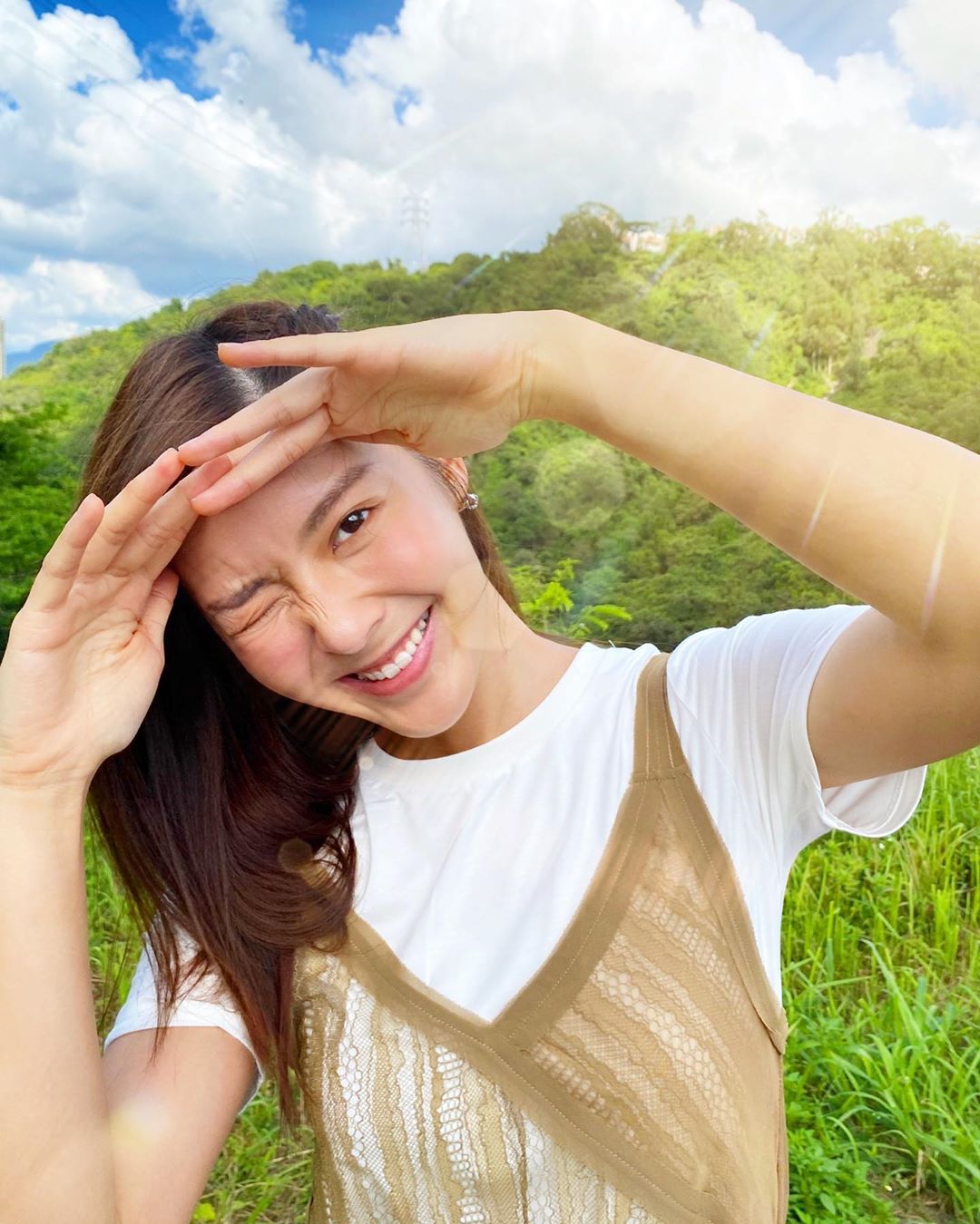 火辣泳裝照遭譏「象腿」 甜美女星高EQ神回全場讚爆-第1章-图片9