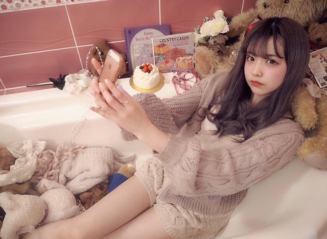 華咲 かのん 無辜大眼甜美日本正妹-第1章-图片1