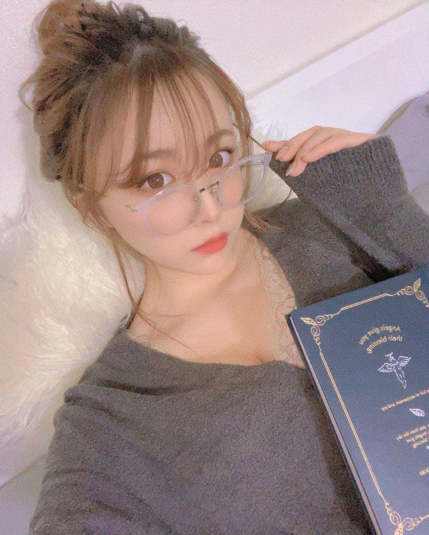 華咲 かのん 無辜大眼甜美日本正妹-第1章-图片11