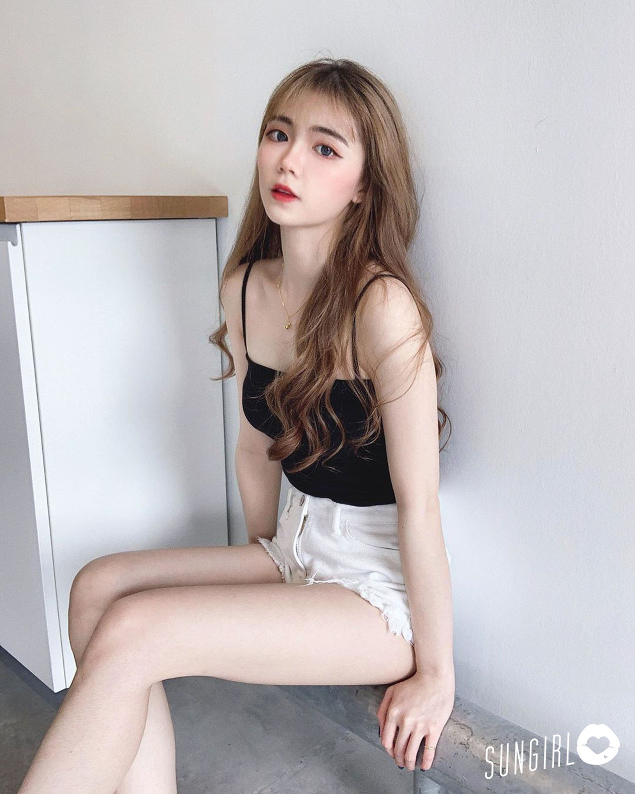 rongqin99、神秘的大馬女神 厭世小清新正夯！-第1章-图片3