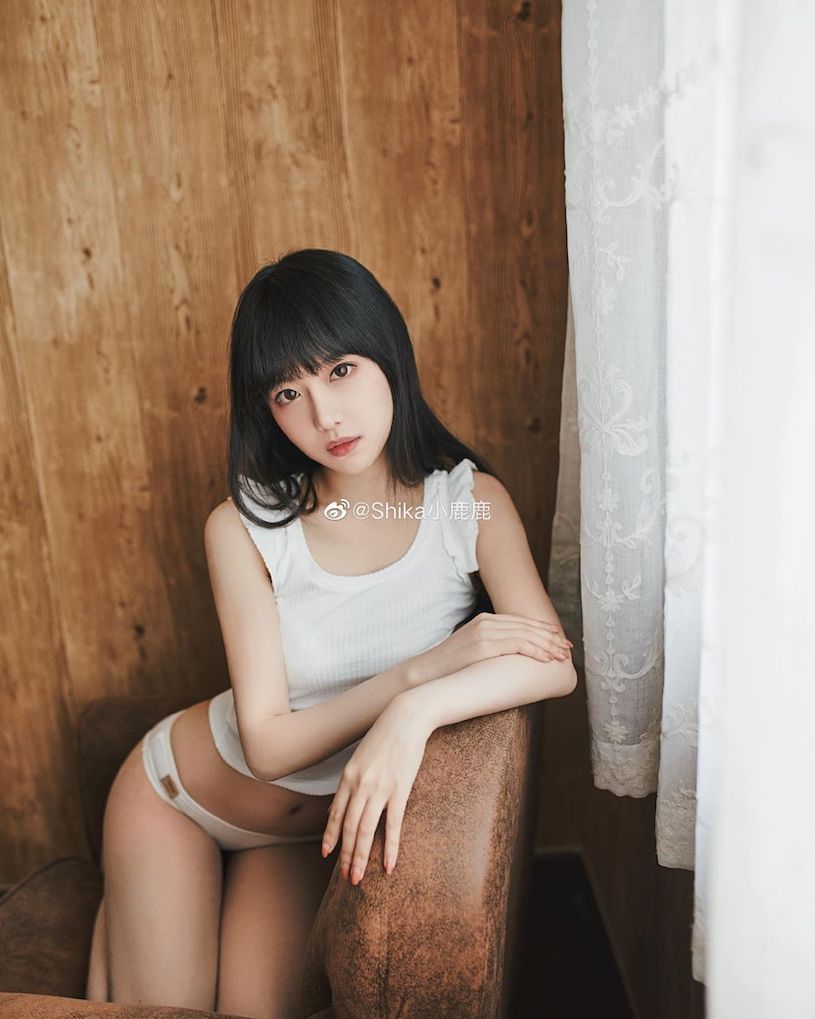 強國正妹小鹿鹿「裹浴巾泡澡」好誘惑-第1章-图片6