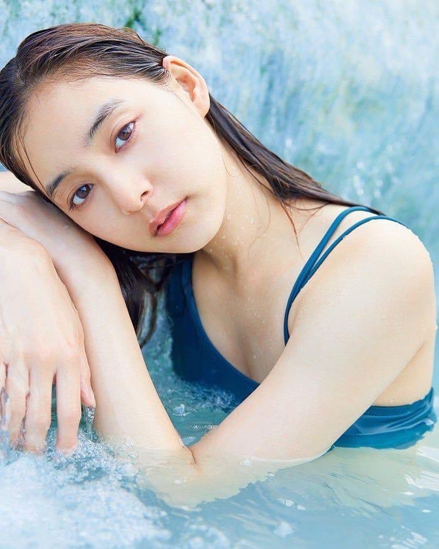 「透明系美女」新木優子 神級美腿又長又直不科學-第1章-图片14