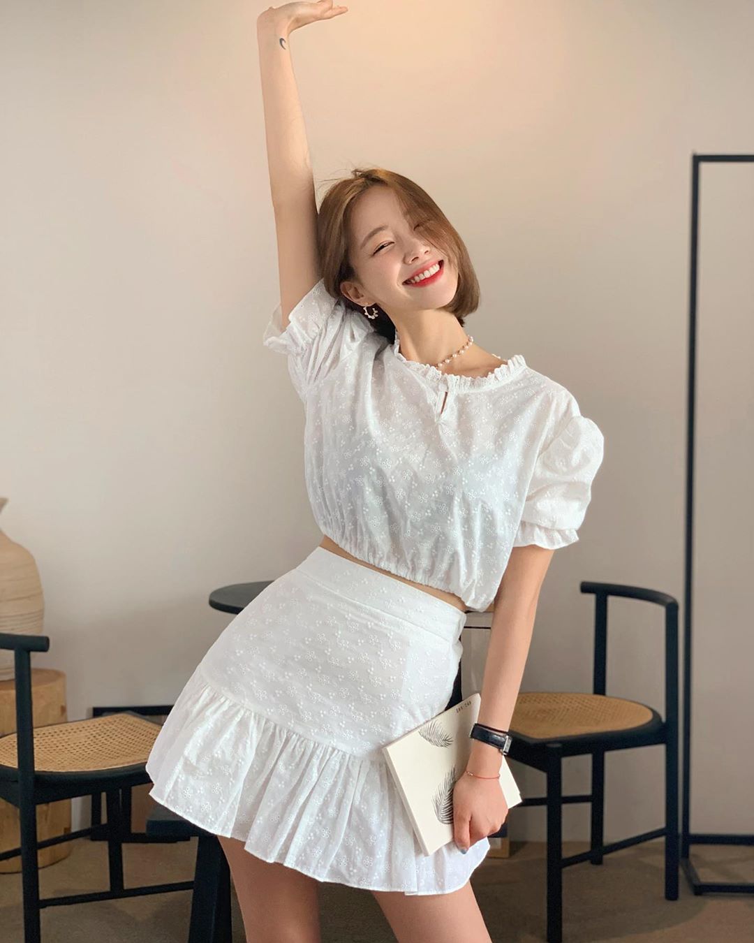 天菜網拍女神「문이」緊身T擠爆雙峰-第1章-图片8