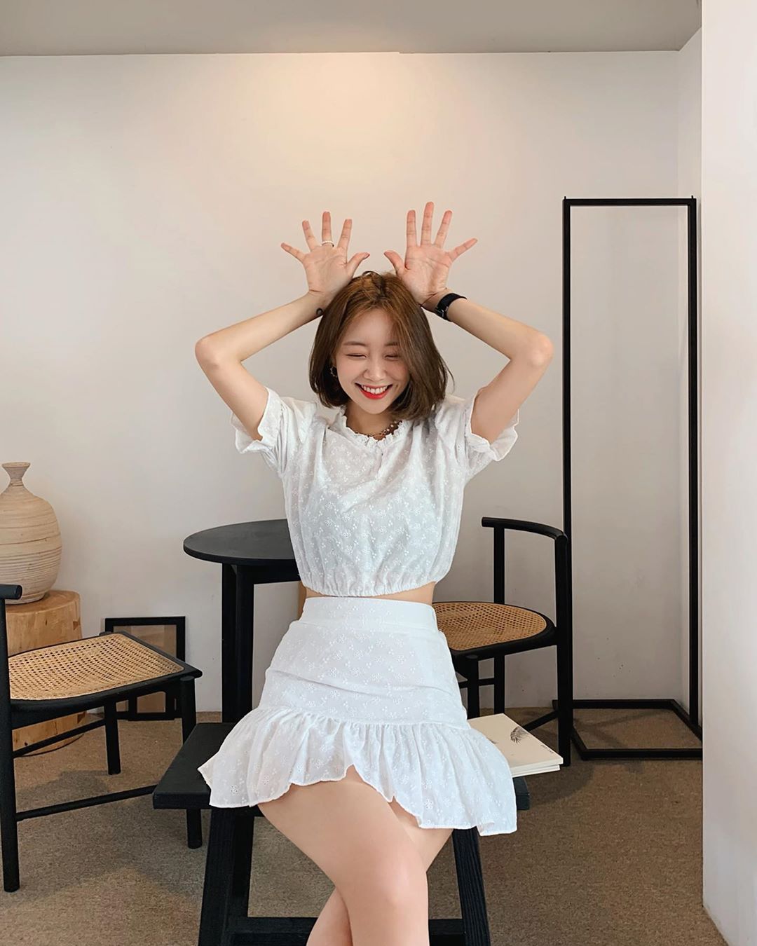 天菜網拍女神「문이」緊身T擠爆雙峰-第1章-图片10