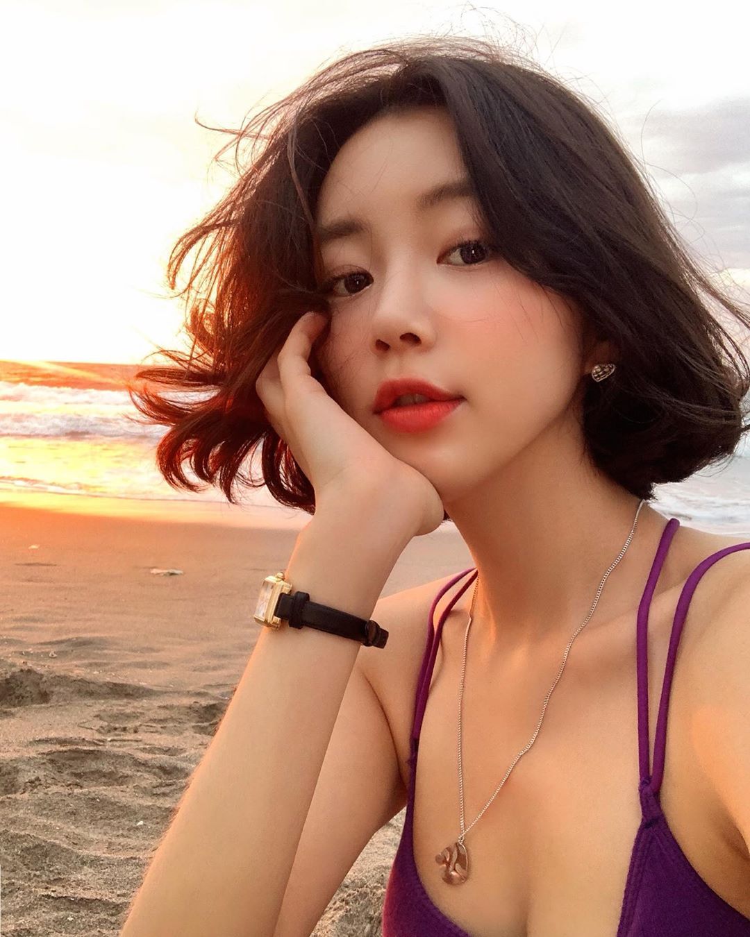 天菜網拍女神「문이」緊身T擠爆雙峰-第1章-图片13